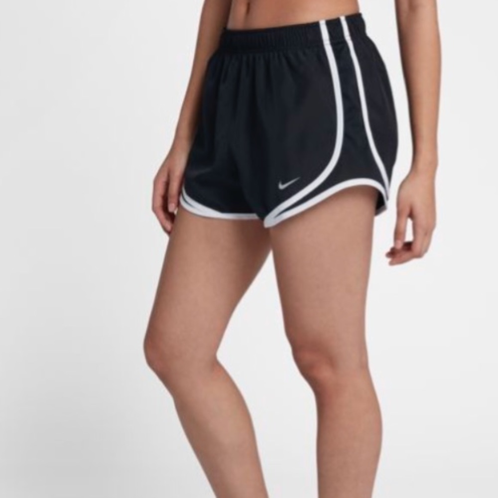 Black Nike athletic shorts- size M